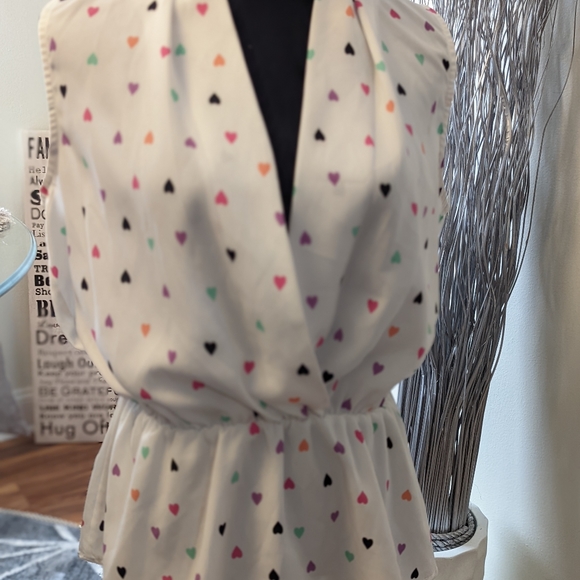 Hearts Blouse - Picture 1 of 6